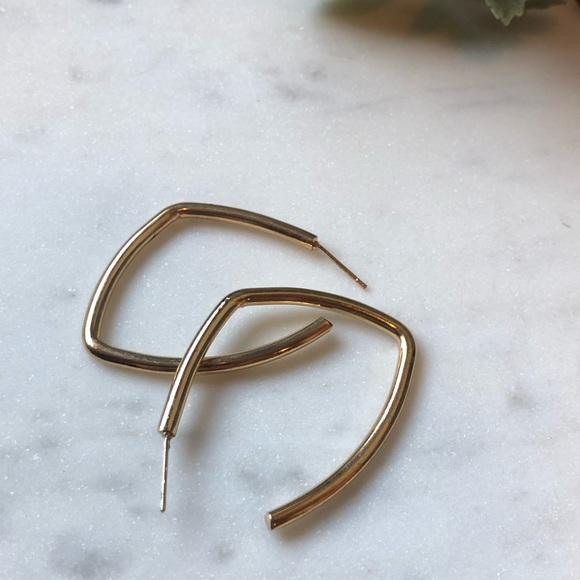 The Kensington - Geometric Angular Hoop - Picture 2 of 4